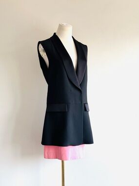 Alberta Ferretti Sleeveless Satin-Trim tuxedo Gillet Vest in Black